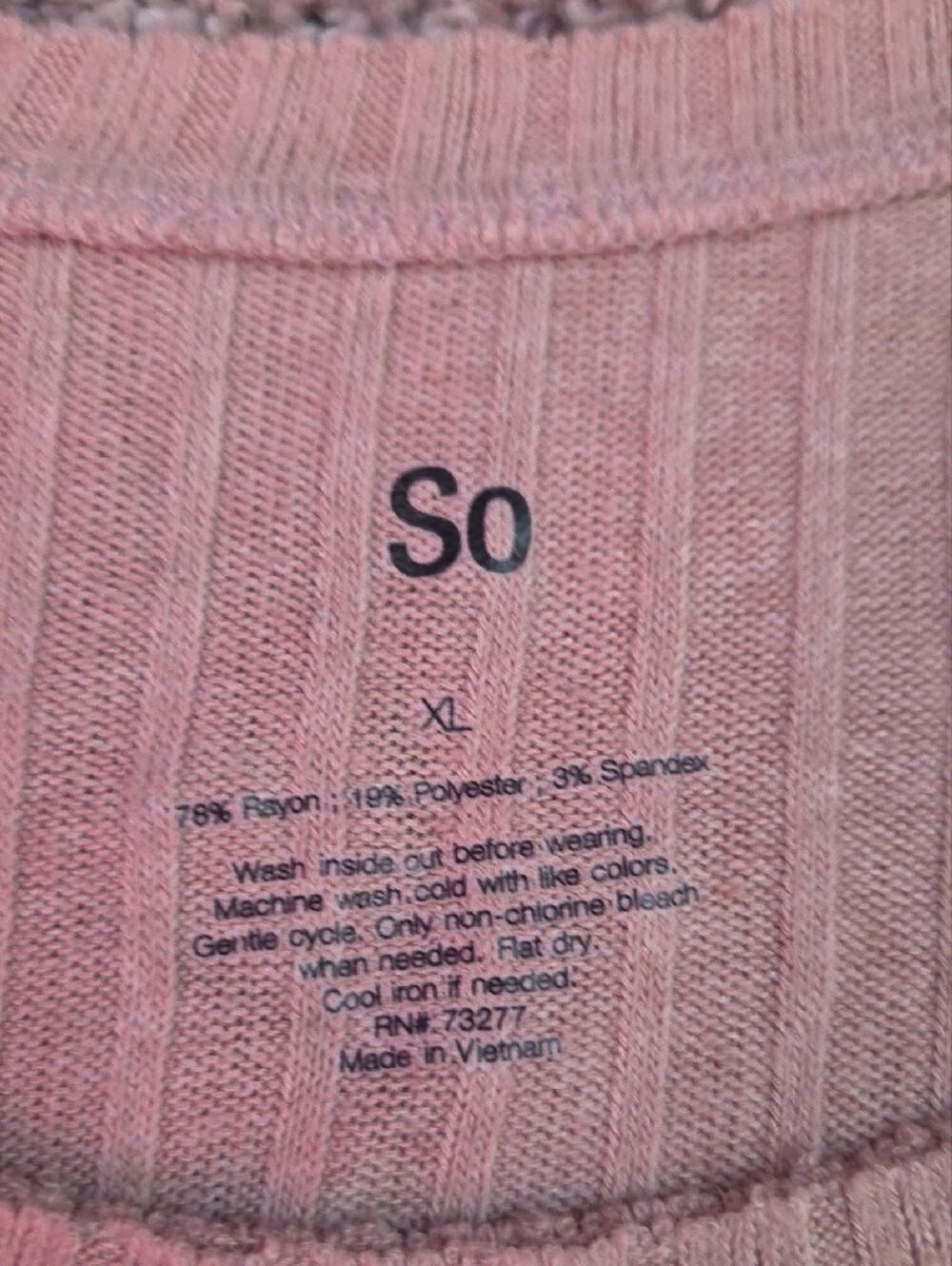 (2) SO Ribbed Cropped Tanks - Picture 4 of 5